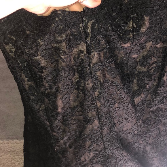 La Femme Black Lace Trumpet Gown - Picture 5 of 6